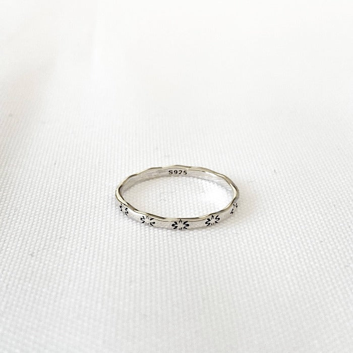 AUBE ring | 925 sterling silver | LUNAKI DESIGN