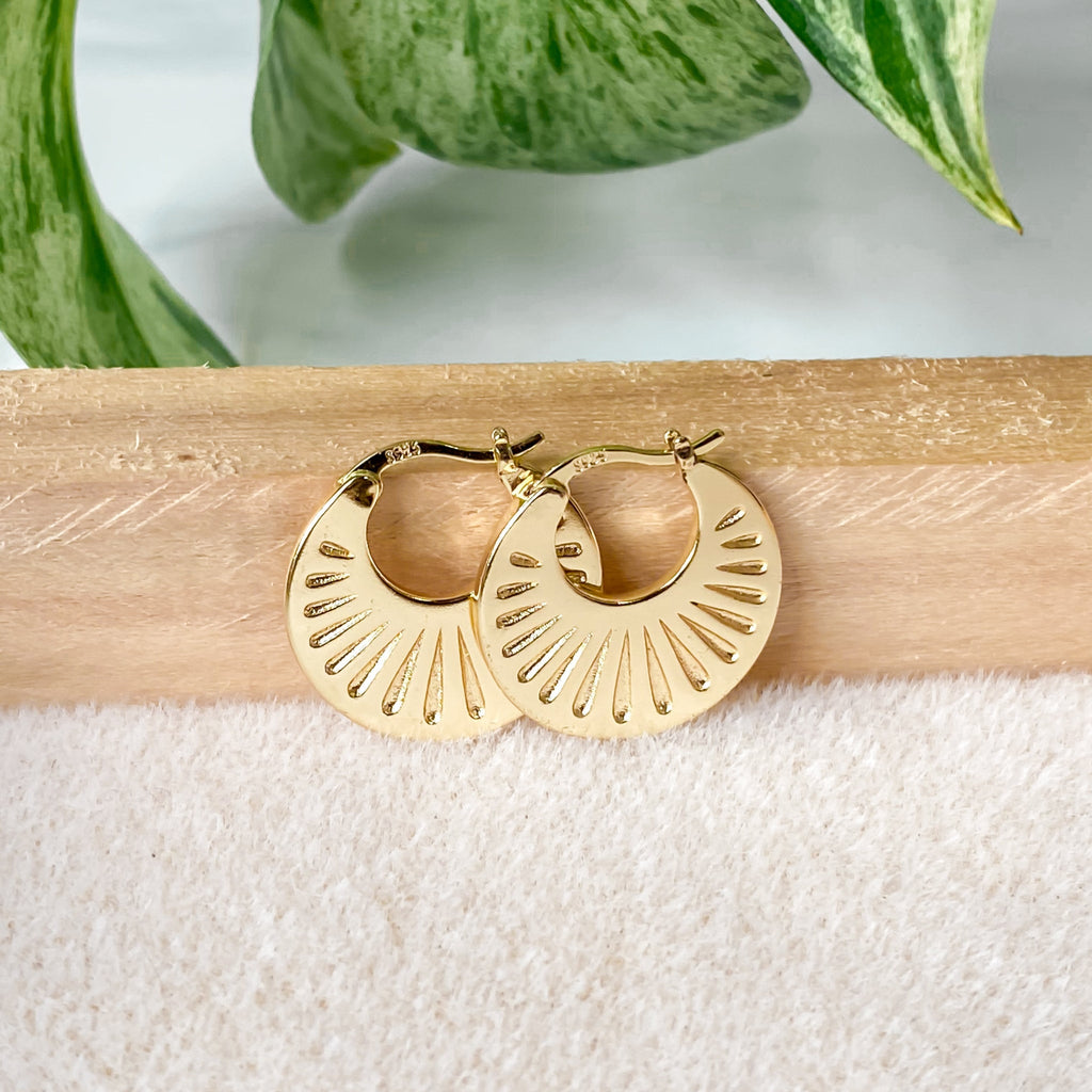 Textured hoops in sterling silver plated
 or 18K | HÉLIA | LUNAKI DESIGN